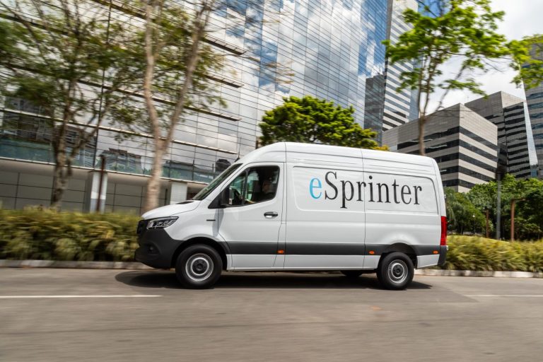 FedEx adquire 27 vans elétricas da Mercedes-Benz para expandir frota ...