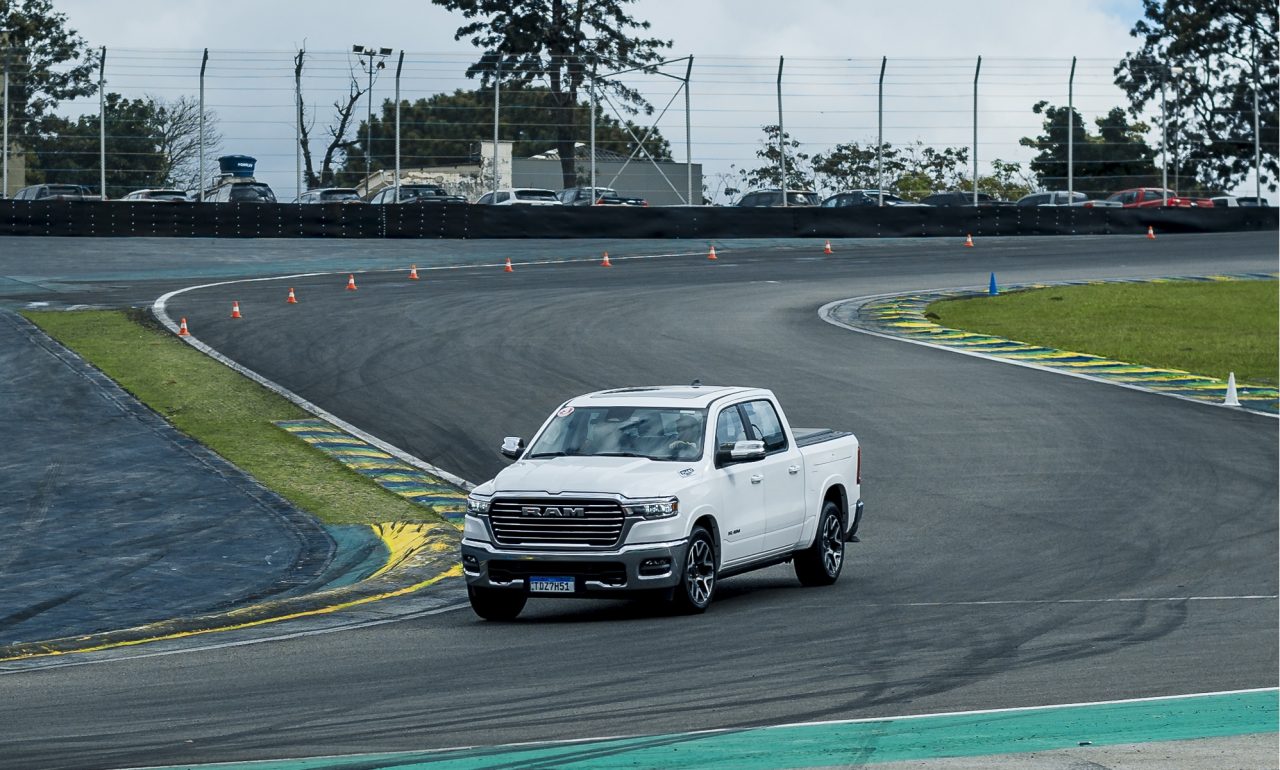 Nova Ram 3500 2025 fez sucesso no Festival Interlagos