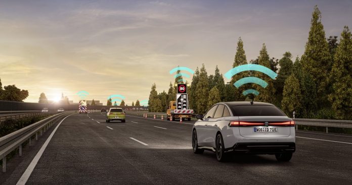 Volkswagen, Car2X, segurança viária, conectividade automotiva, Vision Zero