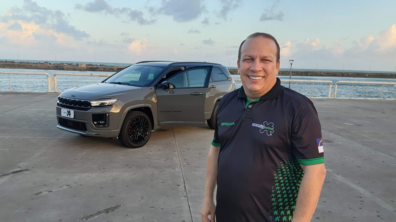 Jeep Commander Blackhawk 2026 – desempenho de esportivo, tecnologia de ponta e preço mais competitivo