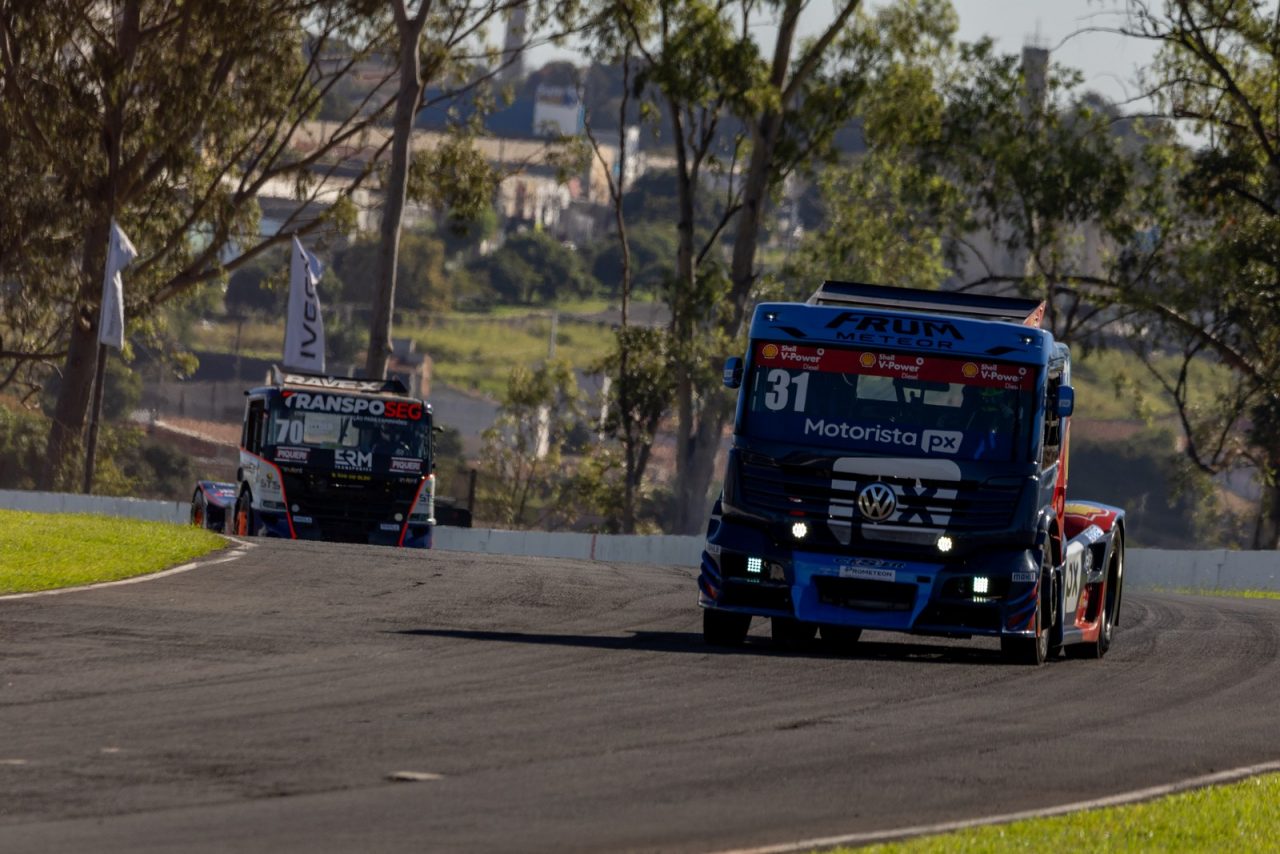 Nic Giaffone crava sexta pole seguida na Copa Truck Elite