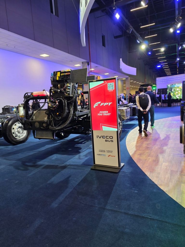 FPT destaca portfólio multienergético e motores NEF na Lat.Bus 2026