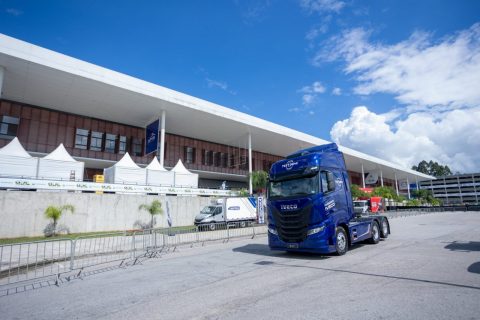 Fenatran 2026 terá test drive de caminhões e entrada grátis