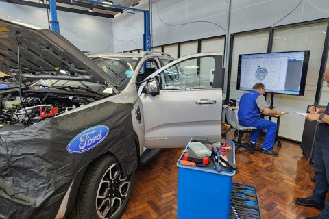 Ford seleciona seis melhores técnicos do Brasil em desafio de diagnóstico