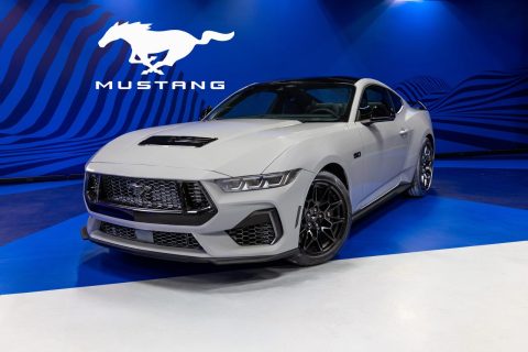 Mustang V8 de 492 cv volta por R$ 80 mil a menos